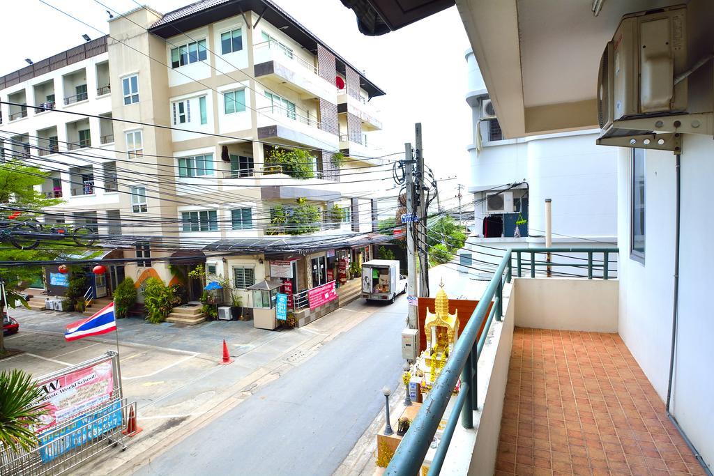 Modern Place Apartment กรุงเทพมหานคร ภายนอก รูปภาพ